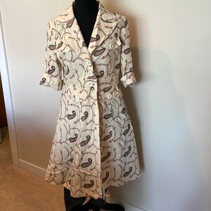 Long thin dress top. Size M. Cute for work.